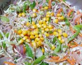 A picture of step 6 of Chinese Bhel.