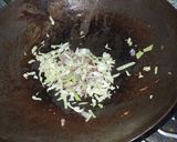 A picture of step 2 of चीजी मैकरोनी.