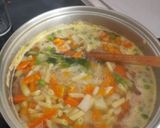 Tejszínes zöldségleves recept fázis 3 fotója