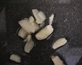 Gambar langkah 2 resipi Udang Masam Manis.