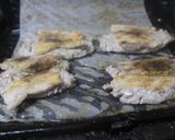 Foto del paso 3 de la receta: Bocaditos de hamburguesas de trucha con panceta