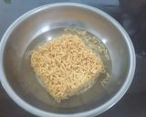 Hình bước làm 2 của món Mì xào tương đen cayy