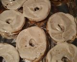 A picture of step 5 of Bagel Alfredo Sauce Pizza.
