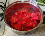 Foto del paso 2 de la receta: Crema fría (gazpacho) de fresas y tomates