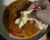 Foto langkah ke 5 dari resep Indomie spicy garlic cheese.