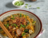 Foto langkah ke 5 dari resep Kwetiau Goreng.