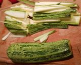 A picture of step 2 of Pasta Shirataki with zucchini sauce.