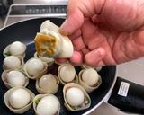 A picture of step 5 of Easter Gyoza Dumplings.