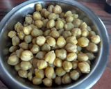 A picture of step 1 of Chhola puri.