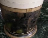 A picture of step 2 of Badam Pisin Grapes Sorbet.
