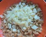 A picture of step 3 of Famous papri chat.