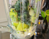 Foto del paso 2 de la receta: Smoothie de manzana, espinacas y aguacate