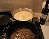 Foto del passaggio 5 della ricetta Ragù bianco