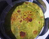 A picture of step 2 of Palak Paratha.