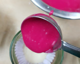 ஸ்டீம்டு  வெண்ணிலா ரோஸ் மில்க் கப் கேக் (Steamed vanila rosemilk cupcake recipe in tamil) ரெசிபி ஸ்டேப் 8 புகைப்படம்