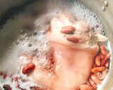 Hình bước làm 3 của món Chân giò hầm thập cẩm ngày mưa 🐷