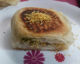 A picture of step 6 of Kacchi Dabeli.