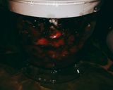 Foto del paso 5 de la receta: Cheesecake de frutillas 🍓y leche condensada sin horno