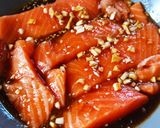 Une image de l'étape 3 de Saumon laqué, Pak choï sauté et riz.