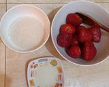 Foto langkah ke 1 dari resep Selai strawberry.