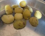 A picture of step 1 of Aloo paratha.