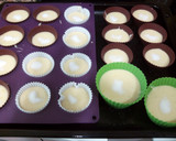 Foto del paso 3 de la receta: Magdalenas de limón