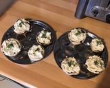 Une image de l'étape 6 de Champignons farcis cream cheese et tête de moine.