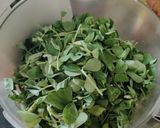 A picture of step 1 of Methi gota.