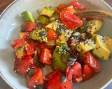 Gebratener Tomaten-Avocado-Salat Rezeptschritt 4 Foto