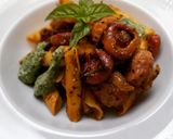 Foto del paso 8 de la receta: Garganelli con albóndigas, rovellons y cebolla caramelizada