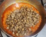 A picture of step 14 of Chole bhature.