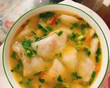 Hình bước làm 8 của món Bánh lọc nhân tôm xào & hành tăm phi