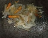 Foto langkah ke 3 dari resep Kepiting soka saus padang.