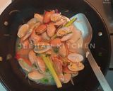 Foto langkah ke 5 dari resep Sup Kerang Batik.