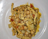 Foto del paso 6 de la receta: Pollo con garbanzos y papa