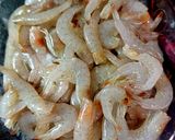 Hình bước làm 1 của món Canh bầu, rau dền nấu tôm