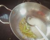 A picture of step 2 of Tomato upma.