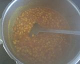 A picture of step 4 of Dudhi Chana Nu Shaak/Lauki Chana Dal ki Subji/ Bottlegourd Gram Curry.