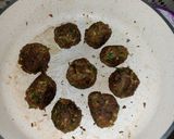 A picture of step 5 of Meatballs.