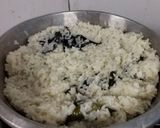 Foto langkah ke 4 dari resep Lemper Serundeng.