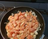 Foto del paso 5 de la receta Noodles de arroz con pollo y pimientos