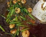 Foto langkah ke 6 dari resep Kangkung balacan udang.