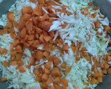 முட்டைக்கோஸ்கேரட் பொறியல் (Muttaikosh carrot poriyal recipe in tamil) ரெசிபி ஸ்டேப் 1 புகைப்படம்