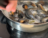 Foto del paso 4 de la receta: Mejillones a la vinagreta