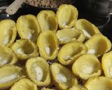 Foto del paso 9 de la receta: Patatas asadas rellenas de carne picada. 🥔🐮