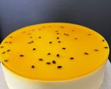 Hình bước làm 4 của món Passion Cheesecake (phô mai chanh dây)