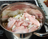Foto del paso 3 de la receta: Alitas de pollo encebolladas