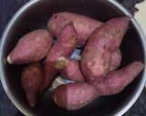 Foto langkah ke 1 dari resep Bola-Bola Ubi Jalar-Kue Cek Mek Molek Khas Malaysia.