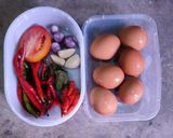 Foto langkah ke 1 dari resep 65. Balado Telur Ceplok.