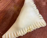 Foto langkah ke 4 dari resep Beef & cheese puff pastry.
